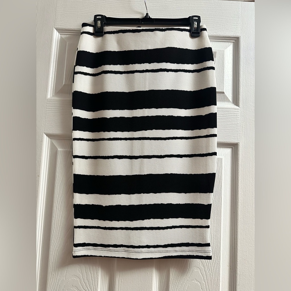 🆕 Jules & Leopold Striped Pencil Skirt Size Medium